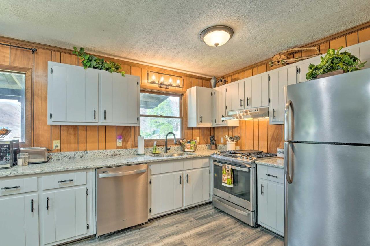 Cozy Maggie Valley Cabin, 1 Mi To Tube World! Βίλα Εξωτερικό φωτογραφία